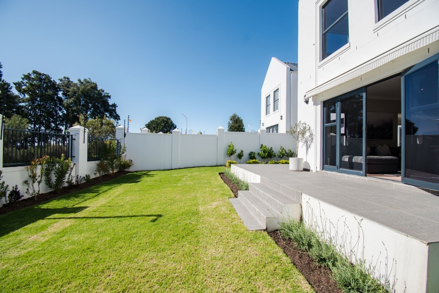 3 Bedroom Property for Sale in Helderberg Village Western Cape